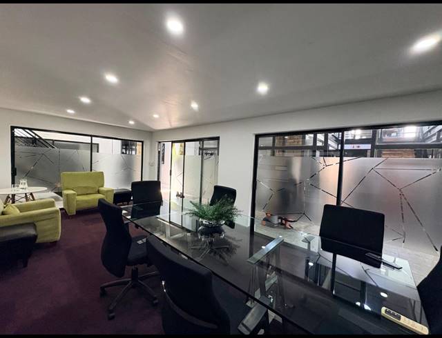 37M² SERVICED OFFICE TO LET IN BARBEQUE DOWNS